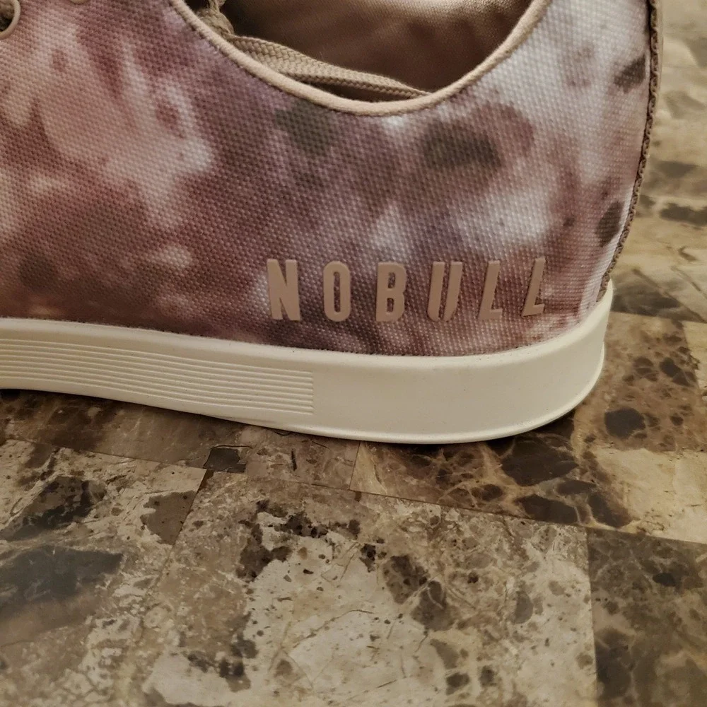 NOBULL canvas trainer